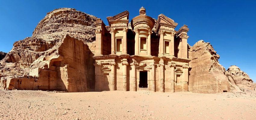 Petra, Keajaiban Dunia Baru dari Yordania